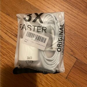 White Universal Charger with Cable